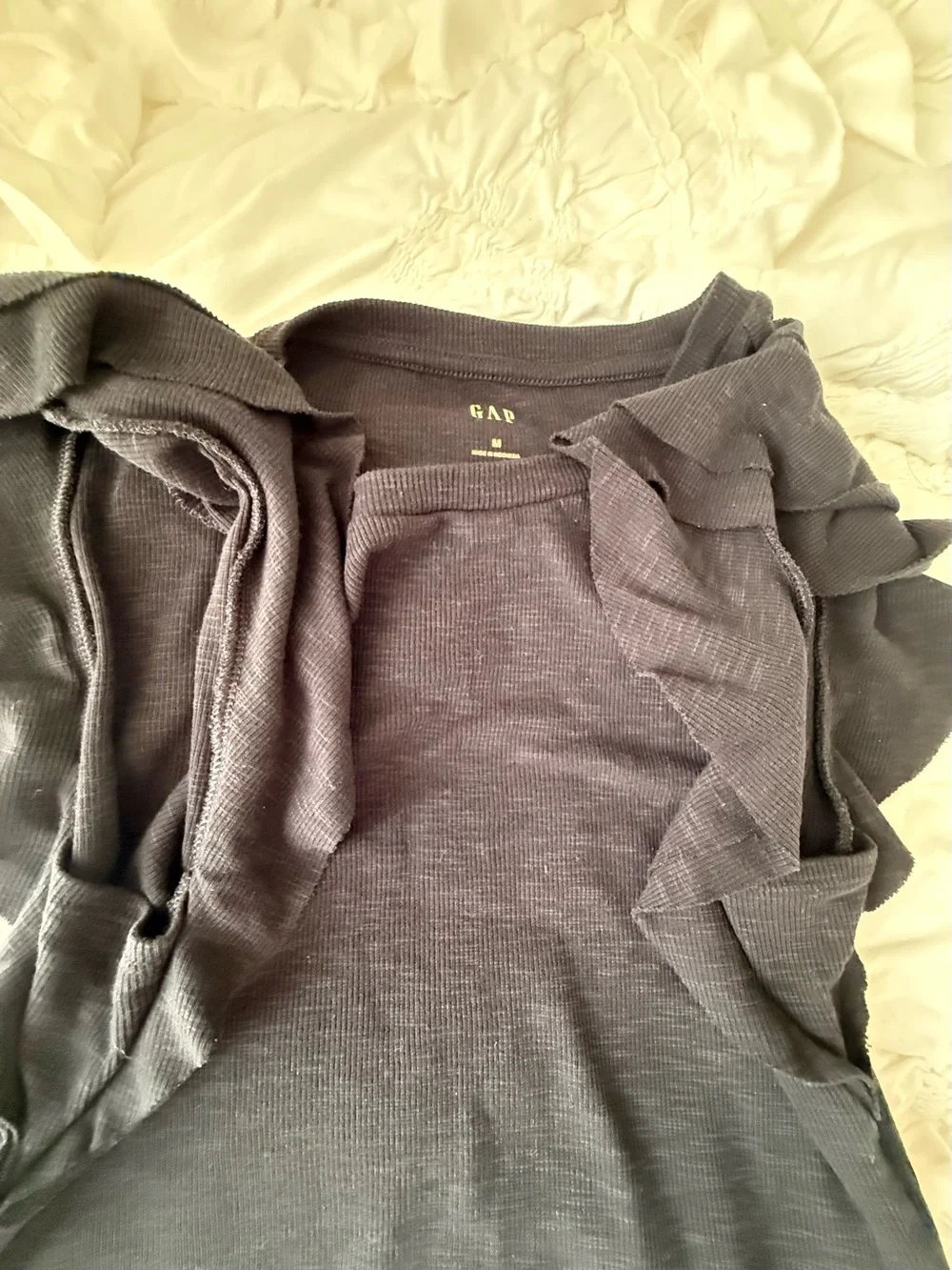 GAP Black Ruffle Sleeve Short-Sleeve Tee - Picture 4 of 7